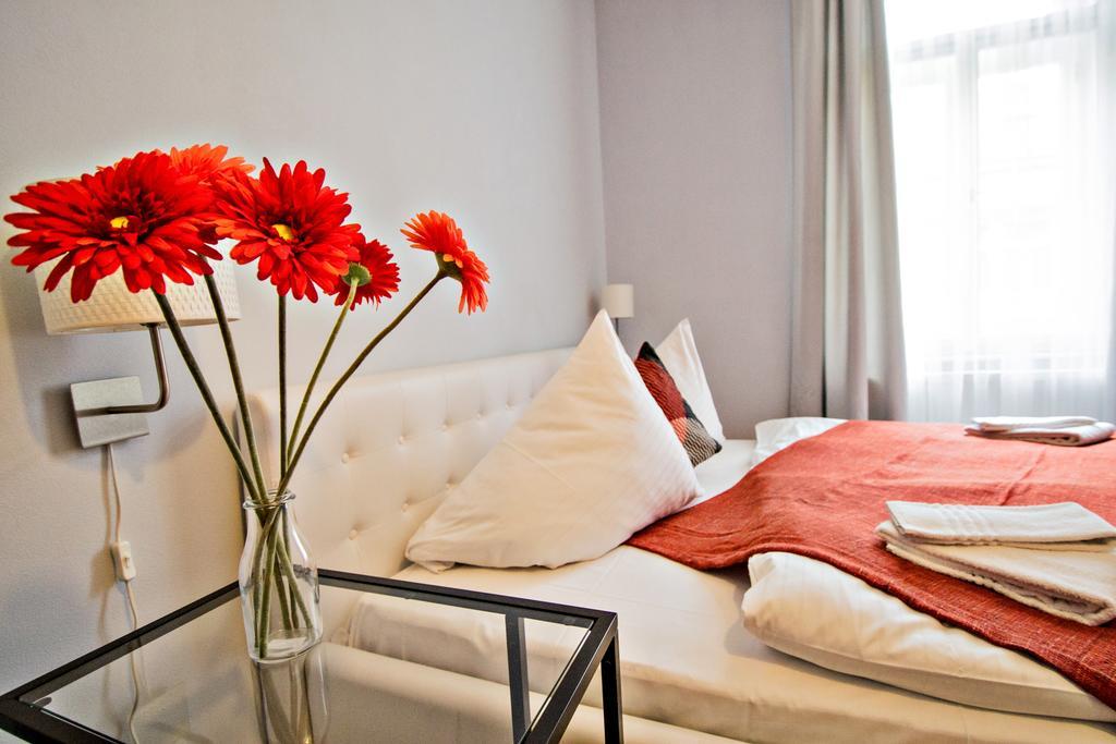 Business Class Ruterra Suite Praga Zewnętrze zdjęcie