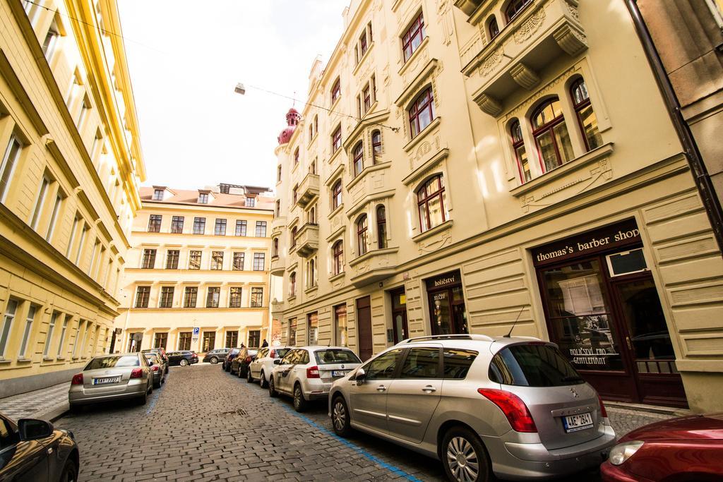 Business Class Ruterra Suite Praga Zewnętrze zdjęcie